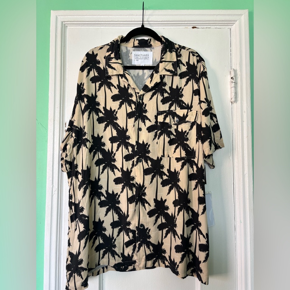 NWT Men’s Sanctuary Camp Shirt